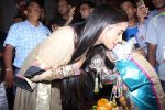 Poonam Pandey Came For Darshan At Andheri Cha Raja on 28th Aug 2017 (33)_59a5062d5dcc3.JPG