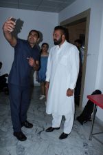 Sanjay Dutt Spotted At FEVER 104 FM For Promoting Film Bhoomi on 28th Aug 2017 (84)_59a5032461d18.JPG