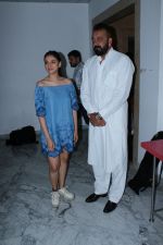 Sanjay Dutt, Aditi Rao Hydari Spotted At FEVER 104 FM For Promoting Film Bhoomi on 28th Aug 2017 (44)_59a50296d41cf.JPG