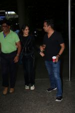 Genelia D_Souza Spotted At Airport on 4th Sept 2017 (6)_59ae4b86f3539.JPG