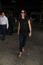 Kalki Koechlin Spotted At Airport on 4th Sept 2017 (2)_59ae4b9585a48.JPG