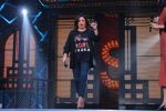  Farah Khan at the press conference of Star Plus Show Lip Sing Battle on 7th Sept 2017 (3)_59b24901caa7a.JPG