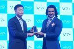 Ranveer Singh at the Launch Of Vivo V7+ Flagship Device on 7th Sept 2017 (125)_59b24a4a1b92c.JPG