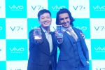 Ranveer Singh at the Launch Of Vivo V7+ Flagship Device on 7th Sept 2017 (135)_59b24a4f2e92f.JPG