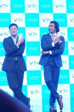 Ranveer Singh at the Launch Of Vivo V7+ Flagship Device on 7th Sept 2017 (137)_59b24a5056b2e.JPG
