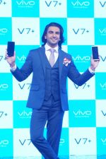 Ranveer Singh at the Launch Of Vivo V7+ Flagship Device on 7th Sept 2017 (157)_59b24a5c28311.JPG