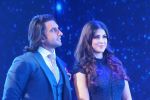 Ranveer Singh at the Launch Of Vivo V7+ Flagship Device on 7th Sept 2017 (163)_59b24a5fa3b54.JPG