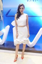 Evelyn Sharma at the Launch Of Vivo V7 Plus on 11th Sept 2017 (20)_59b784d0109a3.JPG