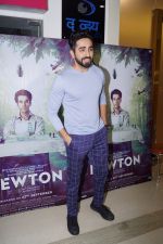 Ayushmann Khurrana at the Special Screening Of Film Newton At The View on 21st Sept 2017 (1)_59c525b888155.JPG