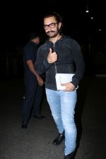 Aamir Khan Spotted At Airport on 26th Sept 2017 (18)_59c9cb2c13254.JPG