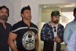 Rannvijay Singh, Sahil Khan Came to Conduct audition Of their New Fitness Reality Show on 26th Sept 2017 (44)_59ca0332eb340.JPG