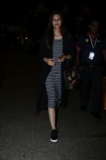 Kriti Sanon Spotted At Airport on 27th Sept 2017 (7)_59ccd63b31f68.JPG