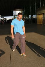 Sohail Khan Spotted At Airport on 28th Sept 2017 (8)_59cce3e66191d.JPG