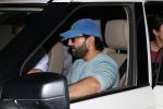 Saif Ali Khan Spotted At Airport on 30th Sept 2017 (12)_59d2356753b79.JPG