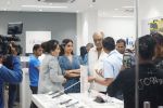 Sridevi, Boney Kapoor at the Launch Of IPhone 8 & IPhone 8+ At iAzure on 29th Sept 2017 (44).JPG_59d21f4a3f423.JPG