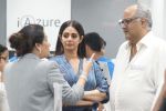 Sridevi, Boney Kapoor at the Launch Of IPhone 8 & IPhone 8+ At iAzure on 29th Sept 2017 (60).JPG_59d2239b384e6.JPG