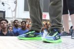 Tiger Shroff at the launch of Skechers Go Run 5 running Shoes on 6th Oct 2017 (66)_59d8a4f94e0bf.JPG
