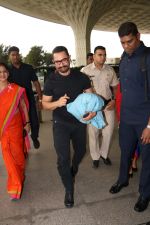 Aamir Khan Spotted At Airport on 13th Oct 2017 (11)_59e0761c0bcff.JPG