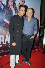 Akshay Kumar, Anupum Kher at Special Screening Of Ranchi Diaries on 13th Oct 2017 (4)_59e2245fdc31e.JPG