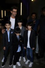 Hrithik Roshan at Exclusive Preview Of Rustomjee Elements on 14th Oct 2017 (82)_59e436cf982ef.JPG