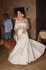 Sophie Chaudhary attend Producer Ramesh Taurani Diwali Party on 15th Oct 2017 (7)_59e459d2d7022.jpg