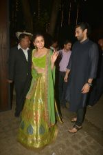 Alia Bhatt at Anil Kapoor_s Diwali party in juhu home on 20th Oct 2017 (45)_59ecac2cceae2.jpg