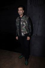 Karan Johar at the Special Screening Of Secret SuperStar on 20th Oct 2017 (279)_59ec85fb87fae.JPG