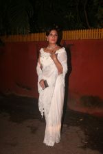 Richa Chadda at Shabana Azmi_s Grand Diwali Bash on 20th Oct 2017 (48)_59ec8fda01d1f.JPG