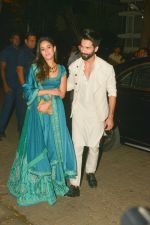Shahid Kapoor at Anil Kapoor_s Diwali party in juhu home on 20th Oct 2017 (34)_59ecad125f8f0.jpg