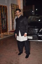 Sooraj Pancholi at Shilpa Shetty_s Diwali party on 20th Oct 2017 (36)_59eca632edcc2.jpg