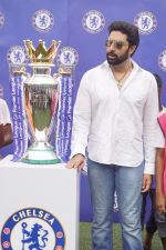 Abhishek Bachchan At Chelsea Football Club For Coach Education Session on 21st Oct 2017 (142)_59ed85962899d.JPG