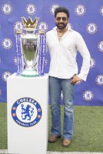 Abhishek Bachchan At Chelsea Football Club For Coach Education Session on 21st Oct 2017 (147)_59ed859aed179.JPG