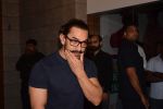 Aamir Khan at the Success Party Of Secret Superstar Hosted By Advait Chandan on 26th Oct 2017 (43)_59f2f03c75e93.jpg