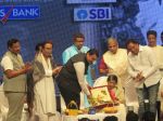 Lata Mangeshkar Celebrating her 75th glorious years of musical journey on 26th Oct 2017 (12)_59f2e08642a86.jpg