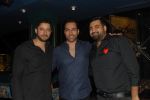 Zulfi Syed and Sudhanshu Pandey at the Launch Of Priyank Sukhija_s Restaurant Jalwa on 26th Oct 2017 (10)_59f2dde241335.jpg