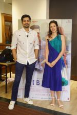 Kalki Koechlin, Sumeet Vyas Spotted Promoting Movie Ribbon on 30th Oct 2017 (13)_59f81a5430254.JPG