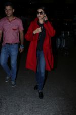 Sushmita sen Spotted At Airport on 30th Oct 2017 (3)_59f8191d921e6.JPG
