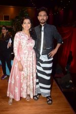 Irrfan Khan, Parvathy Promote Film Qarib Qarib Singlle On Set Of The Drama Company on 31st Oct 2017 (25)_59fac4fa66054.jpg