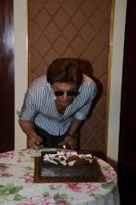 Shah Rukh Khan_s 52nd Birthday Bash on 2nd Nov 2017 (29)_59fd874c2e8db.JPG
