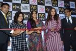 Vidya Balan, RJ Malishka & Neha Dhupia promote Movie Tumhari Sulu on 3rd Nov 2017 (200)_59fd919f37825.JPG