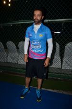 Aamir Ali at Yuva Mumbai VS Mumbai Heroes Cricket Match on 4th Nov 2017 (44)_59fee457960a2.JPG