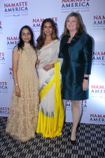 Esha Gupta At Press Meet Of Namaste America on 9th Nov 2017 (23)_5a045feb3259e.JPG