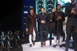 Anil Kapoor at Van Heusen and GQ Fashion Nights 2017 on 11th Nov 2017  (164)_5a096ca79456a.JPG