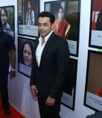 Bobby Deol at NAAZ Celebration of Women achievers of India, Delhi on 12th Nov 2017 (14)_5a09769be373c.jpeg