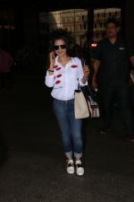 Ameesha Patel Spotted At Airport on 13th Nov 2017 (7)_5a0ab83755abf.JPG