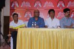 Sushant Singh with IFTDA Association Members Came Together To Express Solidarity Towards Sanjay Leela Bhansali on 13th Nov 2017 (10)_5a0ab8997b8b4.JPG