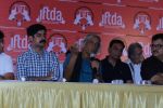 Sushant Singh, Sudhir Mishra with IFTDA Association Members Came Together To Express Solidarity Towards Sanjay Leela Bhansali on 13th Nov 2017 (21)_5a0ab8e884b12.JPG