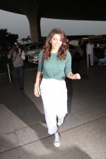 Shama Sikander Spotted At Airport on 17th Nov 2017 (9)_5a0fd24ca654e.JPG
