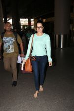 Shraddha Kapoor Spotted At Airport on 17th Nov 2017 (8)_5a0fd261e7501.JPG