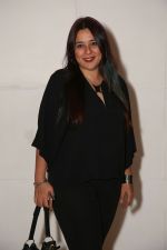 at a party for Ed Sheeran hosted by Farah Khan at her house on 19th Nov 2017 (10)_5a130b3b4decd.jpg
